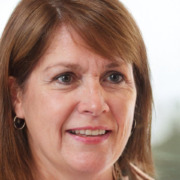 Kundin berichtet über Erfahrung beim Wespennest entfernen